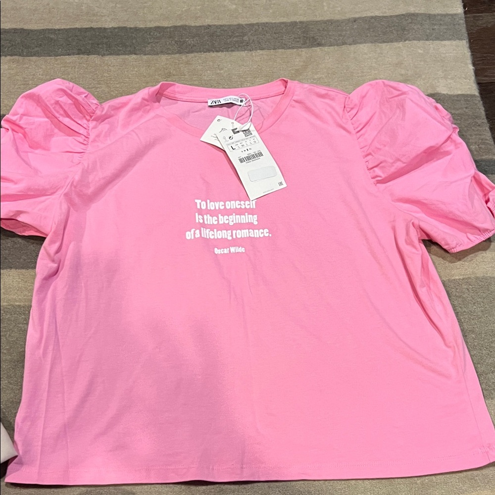 Zara Pink T-Shirt with Quote and Puff Sleeves